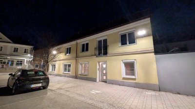 Rarität! Zweieinheitenhaus: Familie, Wohnen und arbeiten oder WG