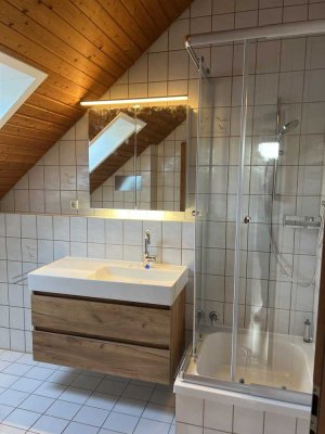 Helle 4,5-Raum-Dachgeschosswohnung mit Einbauküche in Wernau (Neckar)
