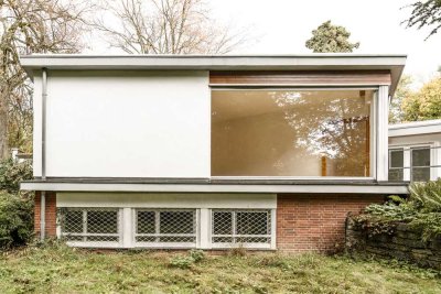 Mid century Bungalow Auf dem Hügel in bester Lage von Kronberg
