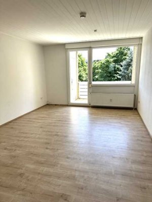 Helle 3 Zimmer Wohnung mit Balkon in Kamp-Lintfort