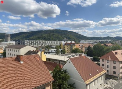 Lichtdurchflutete Westbalkon-Wohnung mit traumhafter Aussicht!