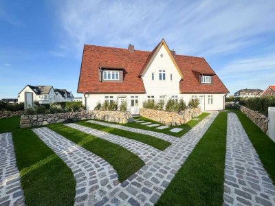 Exklusives Neubau-Endhausteil in strandnaher Lage (Fewo)