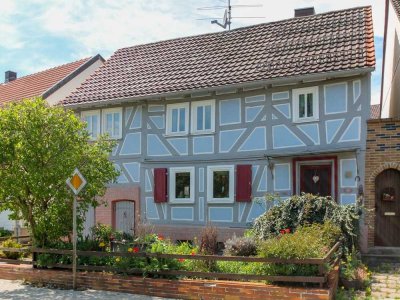 RESERVIERT: Fachwerk mit Geschichte – Denkmalgeschütztes Einfamilienhaus in Herbstein-Steinfurt
