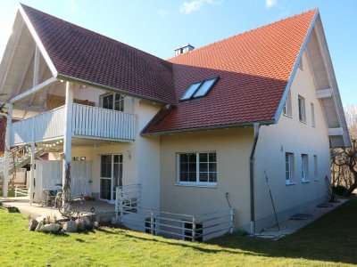 Doppelhaus mit 4 Wohnungen