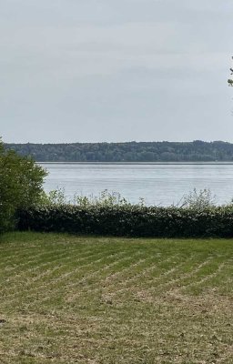 Edles Neubau- Villenanwesen auf Parkgrundstück mit Seezugang