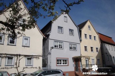 BERK Immobilien - charmantes Einfamilienhaus im Herzen von Wörth am Main sucht neuen Eigentümer