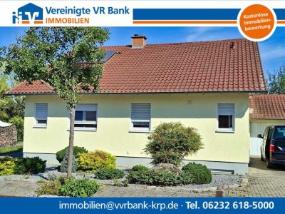 Freistehendes Einfamilienhaus in ruhiger Feldrandlage