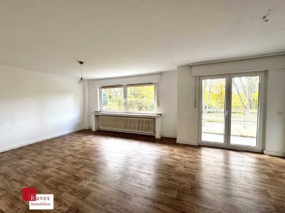 Großzügige Erdgeschosswohnung mit Balkon in Bredeney!