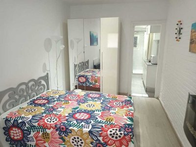 Geschmackvolle 1-Raum-Wohnung mit Balkon und Einbauküche in Kaiserslautern