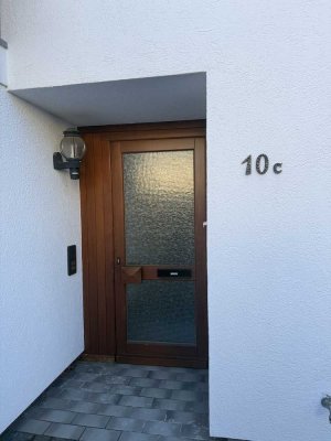 7-Zimmer Endreihenhaus mit Garage in Friedberg (Hessen)