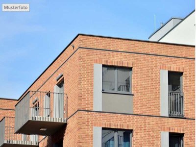 Provi frei 4 Zimmer - Wohnung mit Loggia