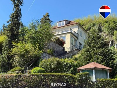 Wohnen in einzigartiger Aussichtslage in Steyr - Teilsaniert !