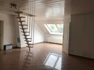 Große helle 5-Zimmer-WG in Karlsruhe-Hagsfeld