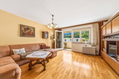 Ihr neues Zuhause in Völs! Gut geschnittene drei Zimmer Wohnung mit sonniger Loggia &amp; KFZ-Stellplatz