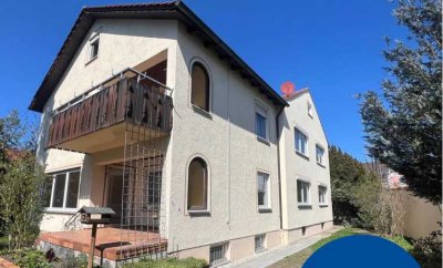 Schöne 5 Zimmer-Wohnung 1.OG mit großem Wohnzimmer, und Dachgeschoss, im Zentrum von Königsbrunn