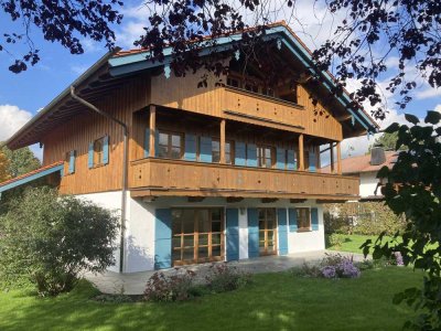 Großzügiges Landhaus mit wunderschönem Garten in Warngau