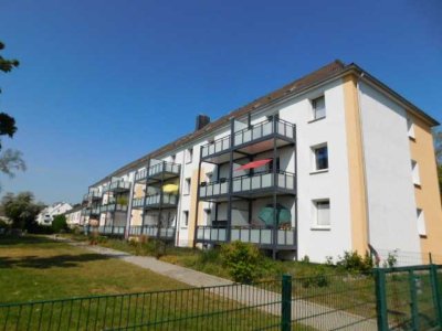 Sehr schöne 2-Zimmer-Wohnung im EG mit Sonnenbalkon... im Herzen von Uerdingen...