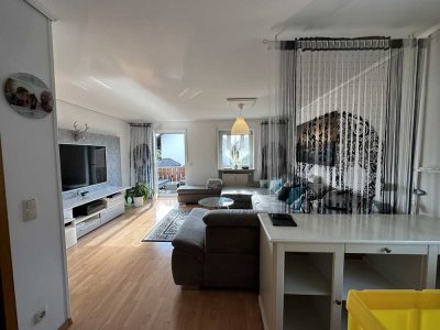 MH Immobilien - gemütliche Wohnung in schöner Wohngegend sucht nettes Paar