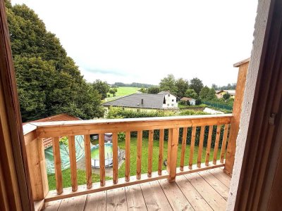 charmante 2-Zimmer-Dachgeschosswohnung mit Balkon