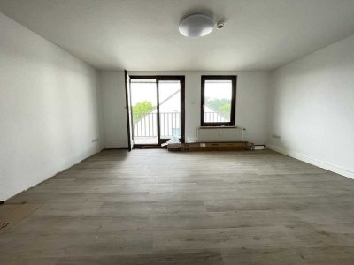 Penthouse - 1 Zimmer Erstbezug nach Kernsanierung (Neuwertig) inkl. E-Geräte