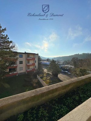 Gepflegte 2-ZKB-Wohnung mit Balkon & Außenstellplatz