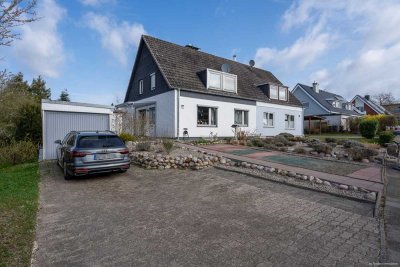 Ansprechende Doppelhaushälfte, aufgeteilt in zwei Wohneinheiten und in beliebter Lage von Eutin