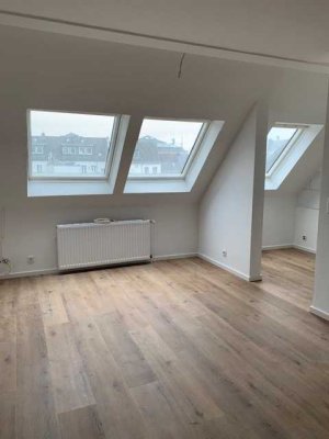 Attraktive, gepflegte 4-Zimmer-Maisonette-Wohnung zur Miete in Krefeld