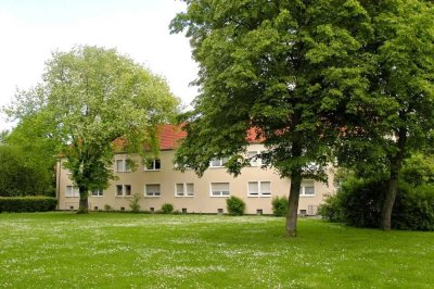 Helle große 2-Zimmer-Wohnung in Duisburg Huckingen - ab sofort!