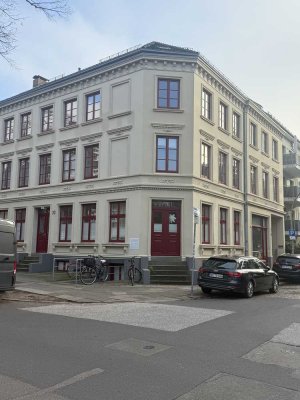 Von Privat Exklusives Wohnjuwel am alten Schützenhof – ca 95m² Denkmalschutz Klassiker