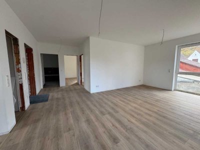 Moderne 3-Zimmer-Wohnung im 1. Obergeschoss – Erstbezug
