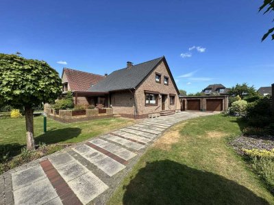 Gemütliches Einfamilienhaus mit Garage und Carport in Heide