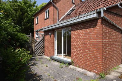 Ilsede-Solschen: Einfamilienhaus mit Einliegerwohnung in ruhiger Sackgassenlage!