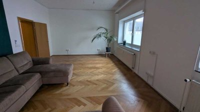Großzügige Altbauwohnung in Dortmund-Bövinghausen