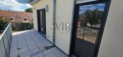 schönes 2-Zimmer-Apartment mit großer Terrasse über´s Eck - Bereit für Ihren Erstbezug!