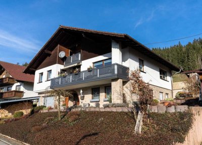 Ihr neuer Wohlfühlplatz: Einfamilienhaus mit Einliegerwohnung und bezauberndem Panoramablick