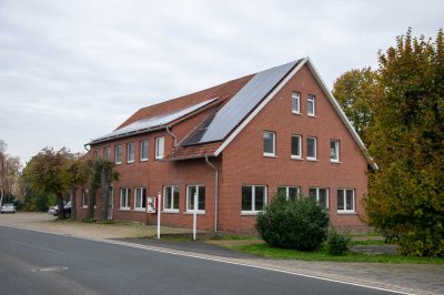 Komplett sanierte 4-Zimmer-Wohnung in Nordsehl mit EBK und PV-Anlage!