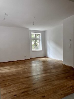 !!! Traumhafte 2-Zimmer Maisonette-Wohnung mit Terrasse & Parkett! WE 2 !!!
