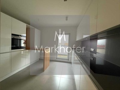 Zentrales Penthouse in Homburg: moderne Architektur- urbanes Wohnen