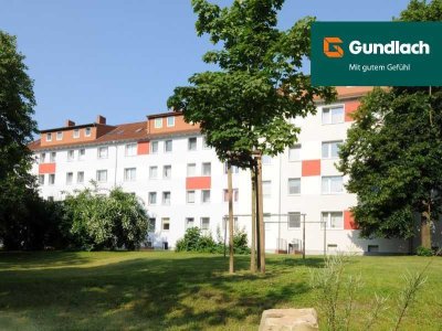 AHLEM | Gepflegte 3-Zi-Whg im I.OG mit Parkettausstattung und Balkon