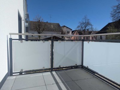 Wohnen in Mittefels ! Neubauwohnung mit Aufzug und EBK im KFW 55 Stand!