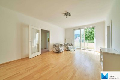 TOPZUSTAND: Möblierte Stadtwohnung mit 3 Zimmern nahe Rathausplatz ***Eckwohnung im Haus | kein Gegenüber | Ruhelage mit Loggia***