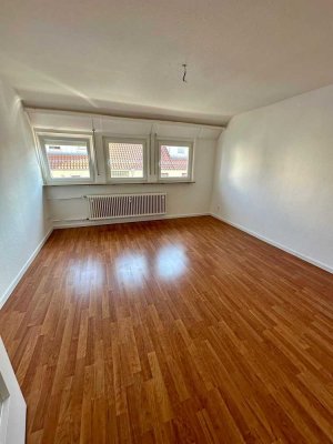 TOP SANIERTE 2-ZIMMER WOHNUNG