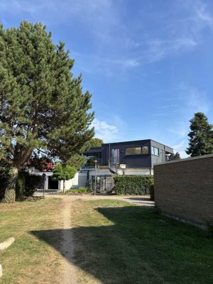 Exklusive Neubauwohnung mit großer Terrasse & Stellplatz – Wohnen oder Arbeiten auf 165 m²