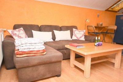 Möblierte 2-Zimmer-DG-Wohnung mit Balkon in Immenstadt