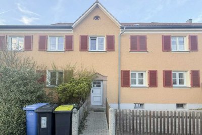 Erdgeschosswohnung mit Garten & Terrasse – sanierungsbedürftiges Schmuckstück mit viel Potenzial