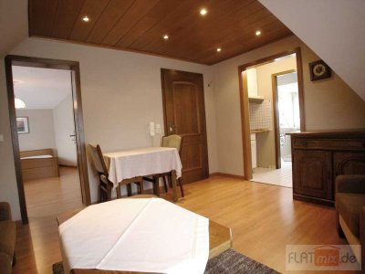 FLATmix.de / Freundliche 2-Zi-Bad-Wohnung mit Gemeinschaftsbalkon...