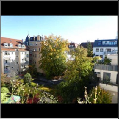 S-West * helle 2-Zimmer-Wohnung * gemütliche Küche mit Essplatz * 4.OG