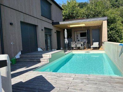 Traumhaus mit Seeblick und Pool / Provisionsfrei