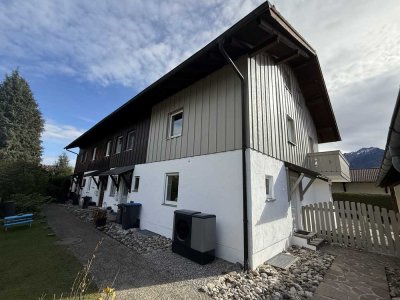Charmantes Reiheneckhaus mit Bergblick und Golfplatznähe in Grassau/Mietenkam