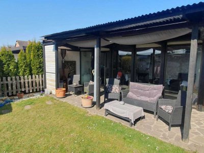 Attraktiver Reihenbungalow - Terrasse, Garten und Garage inklusive!